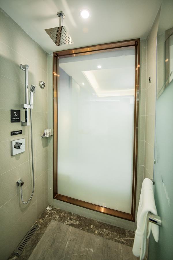 Lavande Hotel Guangzhou Haizhu Square Beijing Road Pedestrian Street エクステリア 写真